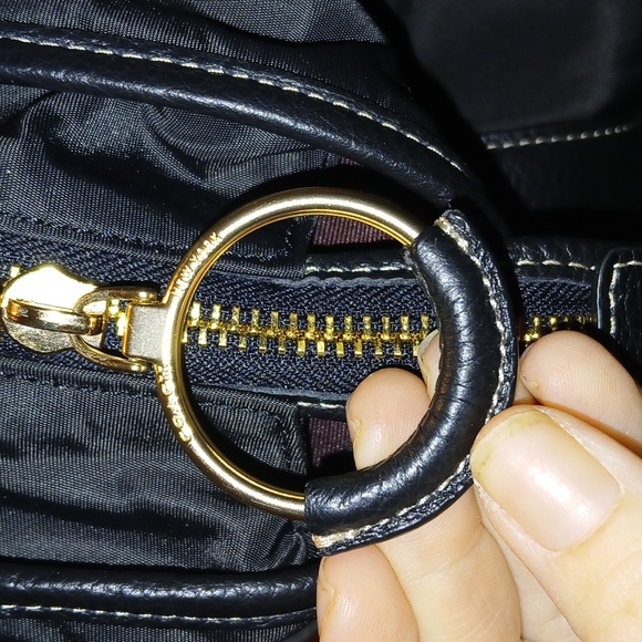 Coach Ellis Weekender - Picture 9 of 13